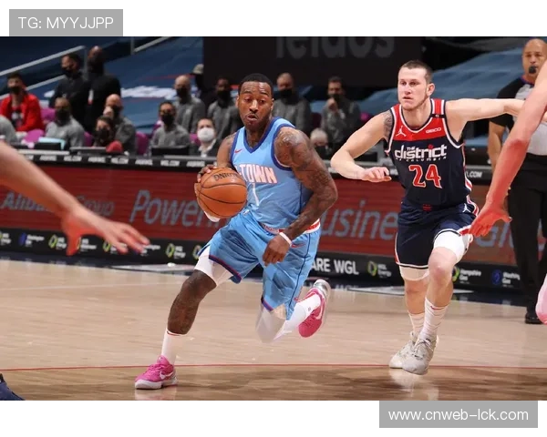 希腊次节进攻陷入停滞单节比分落后致分差逐渐扩大