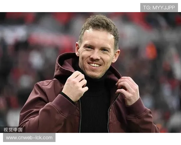 纳格尔斯曼现身安联球场亲自考察欧冠赛事表现 展现战术细节观察力