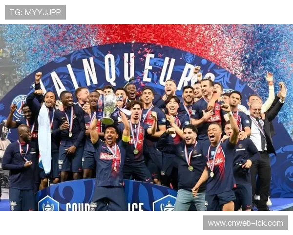 巴黎圣日耳曼3-2绝杀里昂，青年军展现韧性